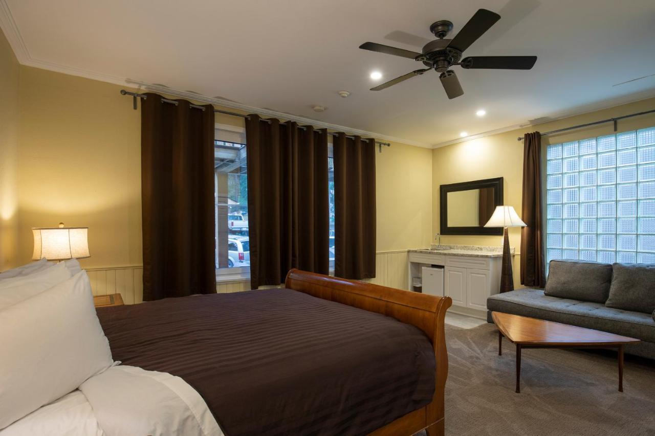 Banff Boutique Inn - Adults Only Εξωτερικό φωτογραφία