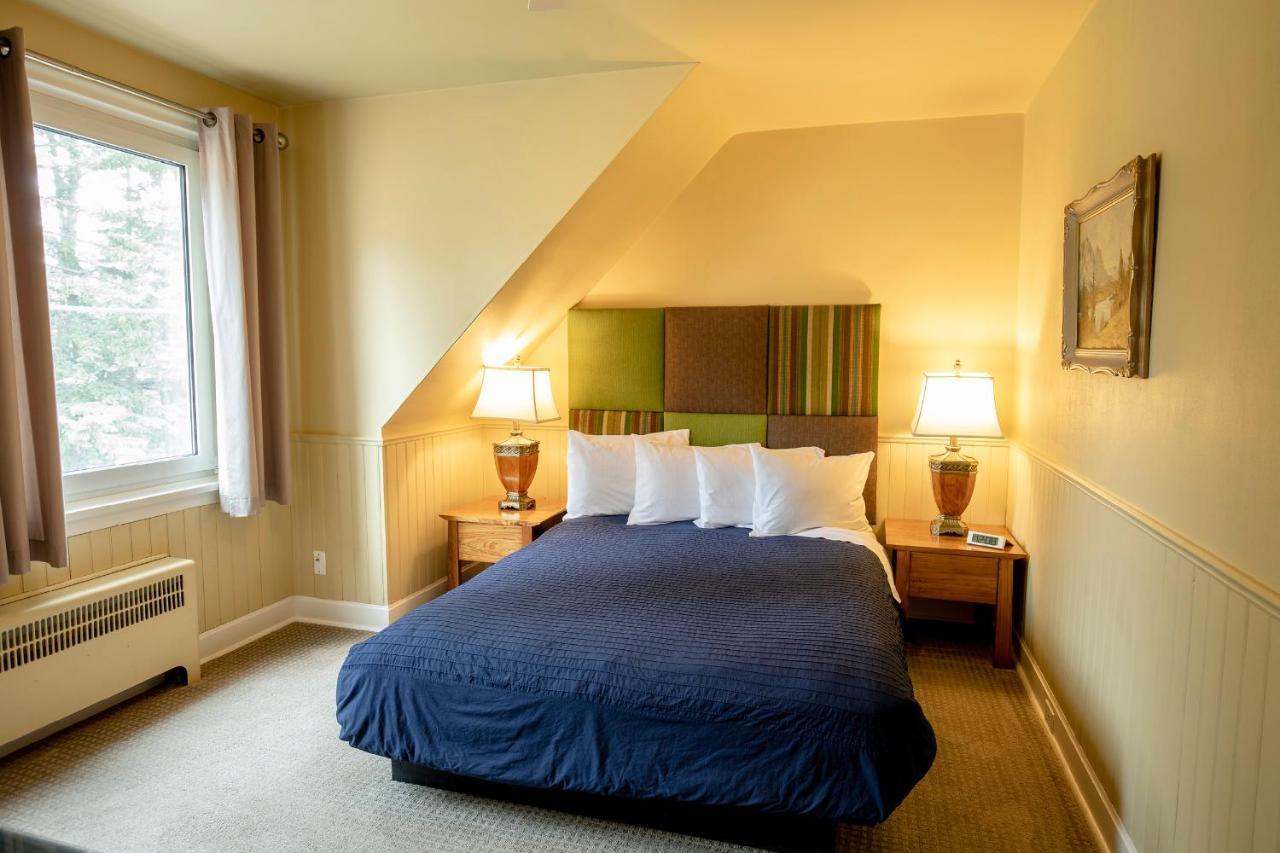 Banff Boutique Inn - Adults Only Εξωτερικό φωτογραφία