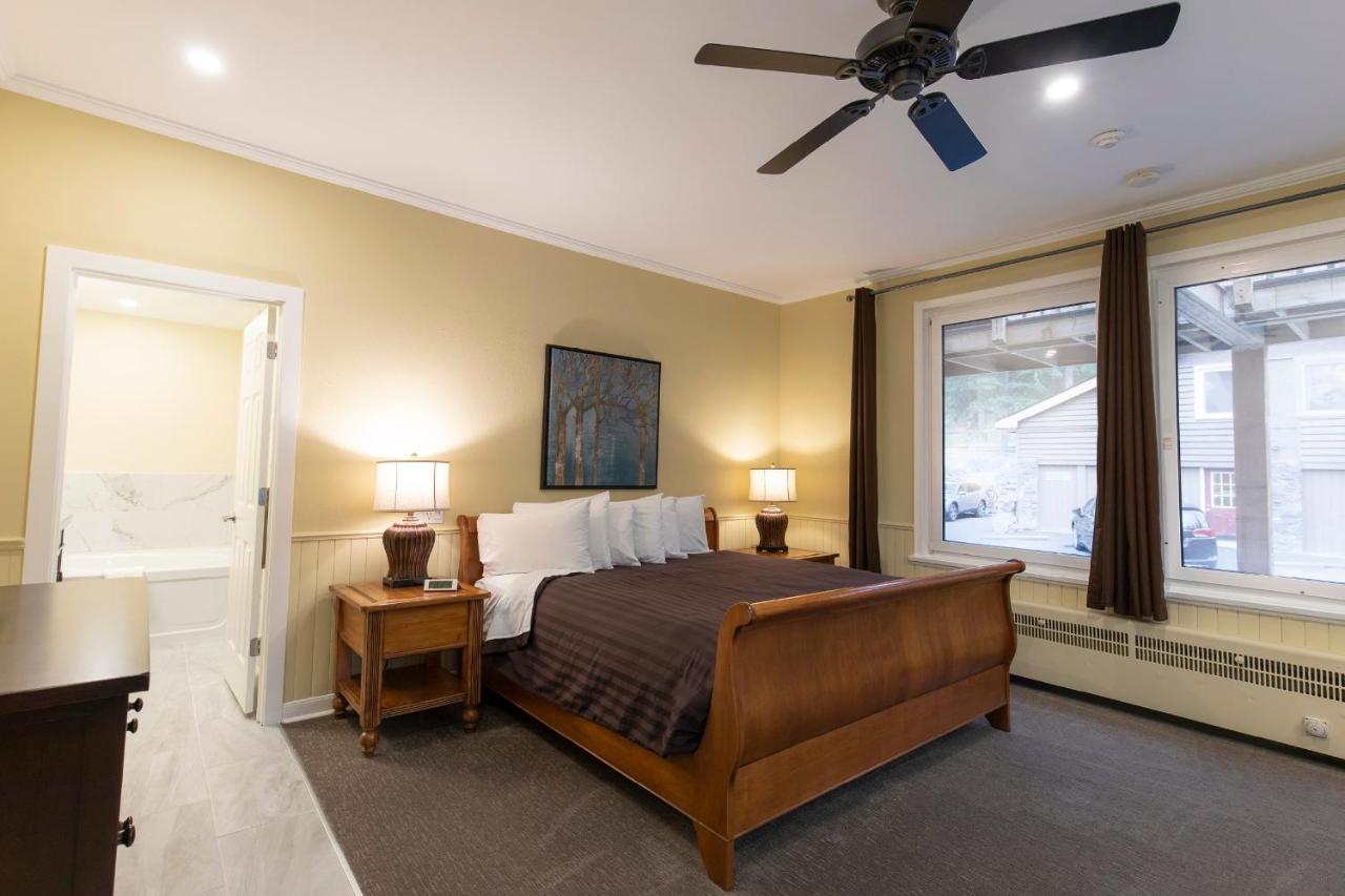 Banff Boutique Inn - Adults Only Εξωτερικό φωτογραφία